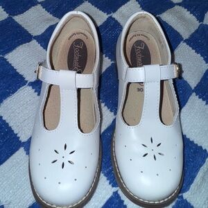FootMates White Dress Shoes for Kids